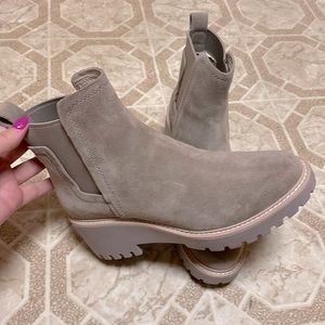 Dolce Vita Haily bootie size 7.5